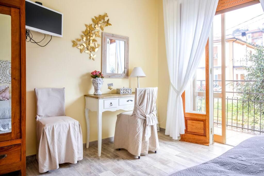 Annali Casa Vacanze - Shabby Style Nella Natura La Spezia Exterior foto
